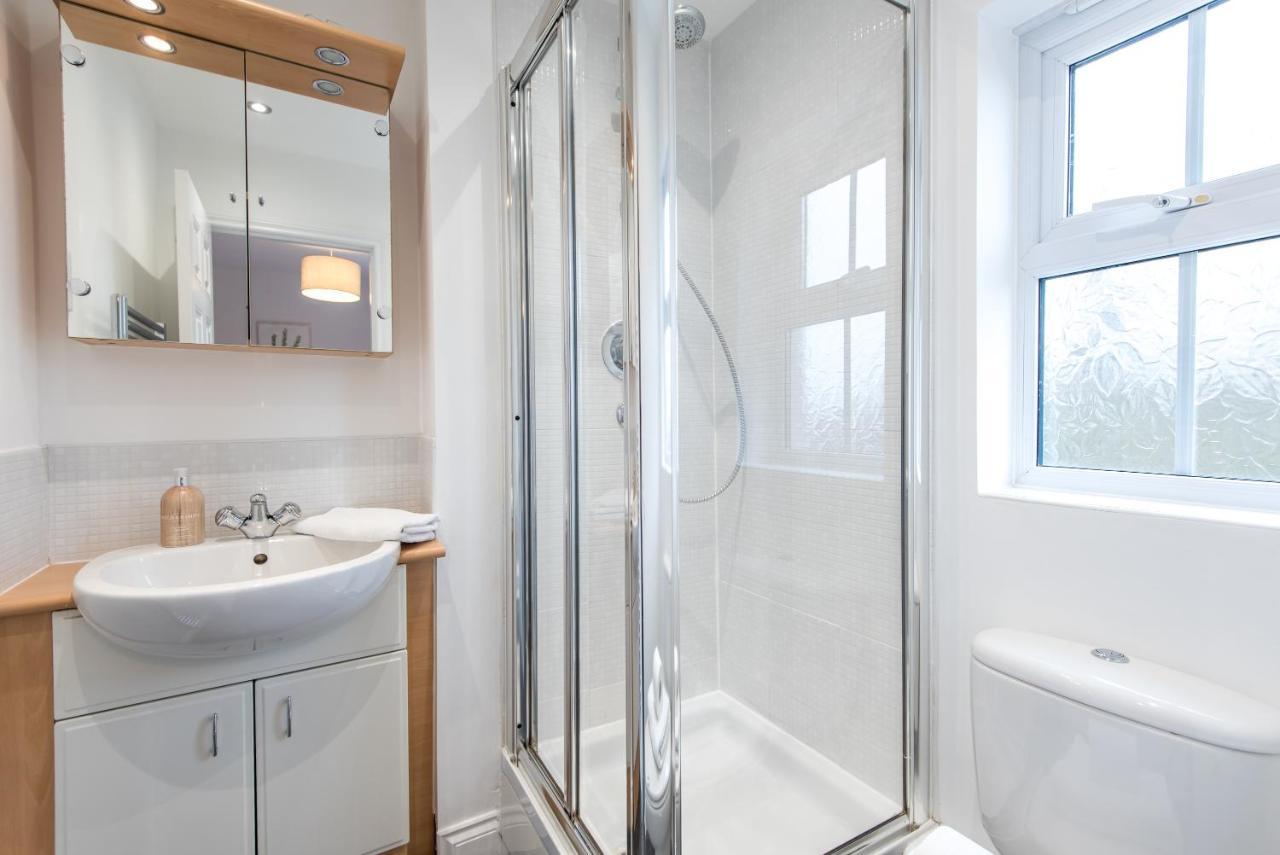 Kirkwood Drive Villa Durham Ngoại thất bức ảnh